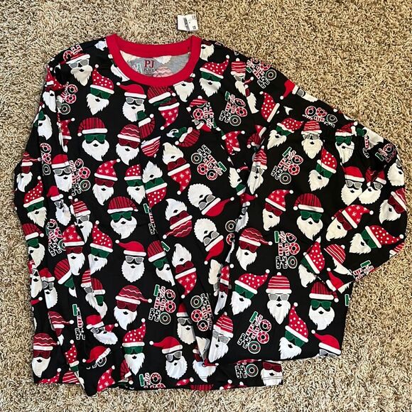 NWT - The Children's Place - GLOW IN THE DARK Christmas PJ Set - Size XS - Picture 1 of 3